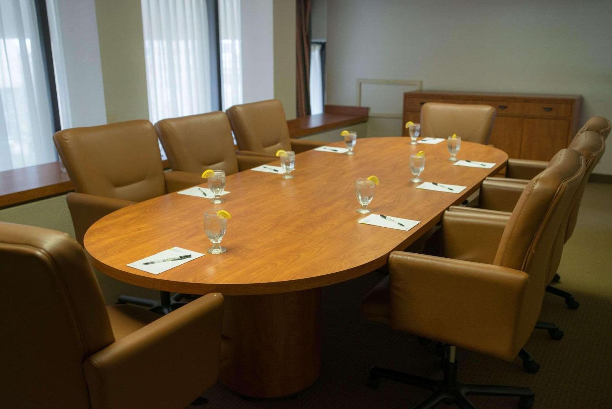 Radisson Hotel Duluth-Harborview מראה חיצוני תמונה